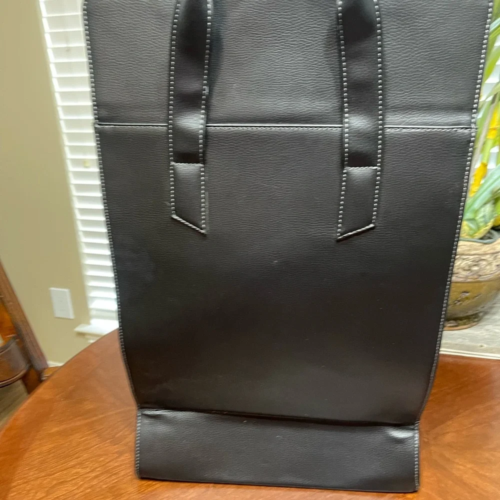Claire Chase Leather briefcase vertical tote